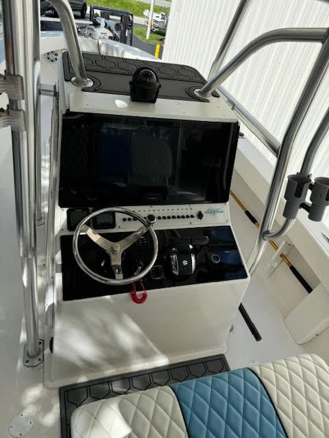 Boat interior helm with Garmin GPS installation